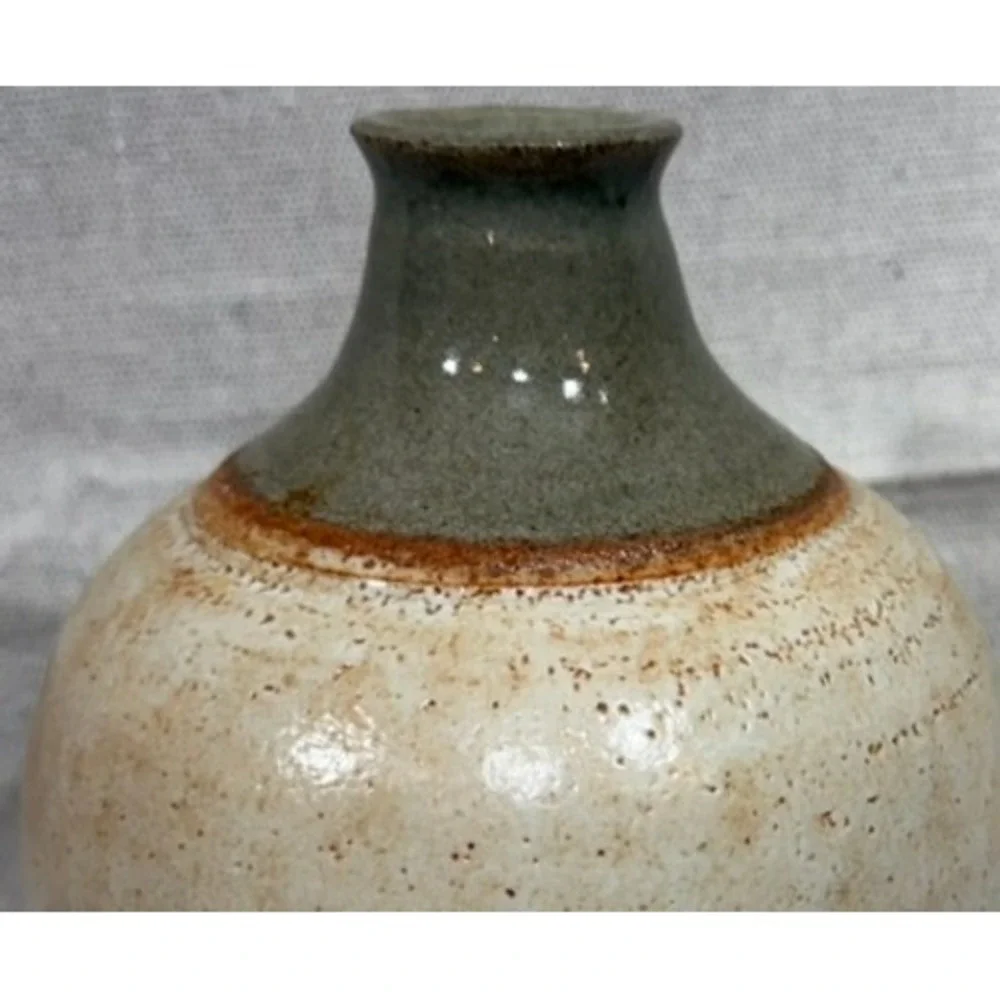 Studio Pottery Bud Vase Signed DK Earth Tone Glaze Handcrafted Ceramic 7